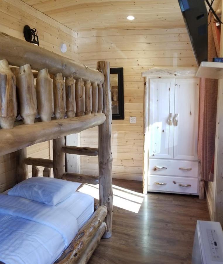 Convict Lake Resort 맘모스 레이크스 외부 사진