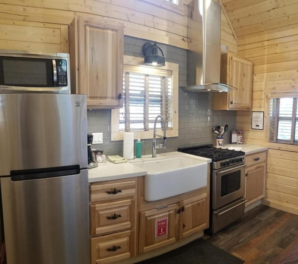 Convict Lake Resort 맘모스 레이크스 외부 사진