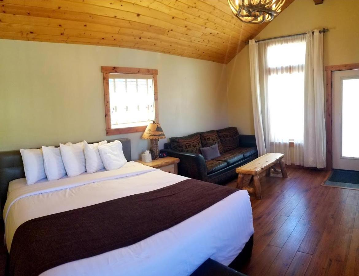 Convict Lake Resort 맘모스 레이크스 외부 사진