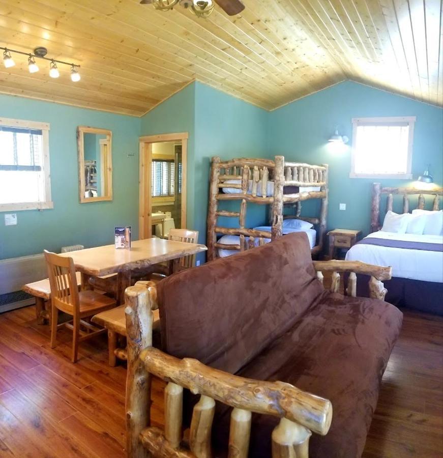 Convict Lake Resort 맘모스 레이크스 외부 사진
