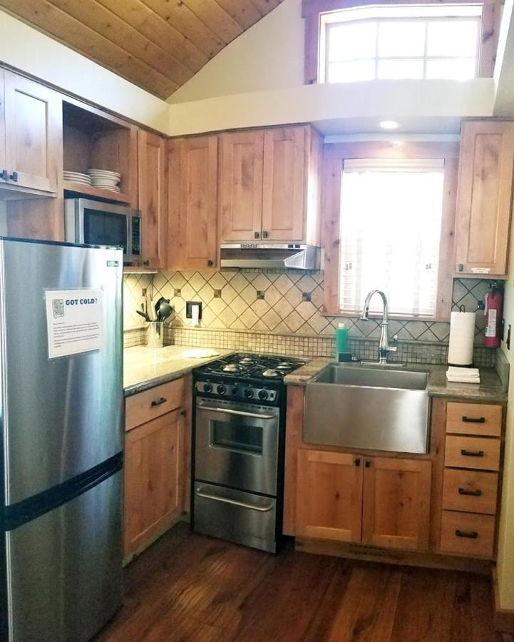 Convict Lake Resort 맘모스 레이크스 외부 사진