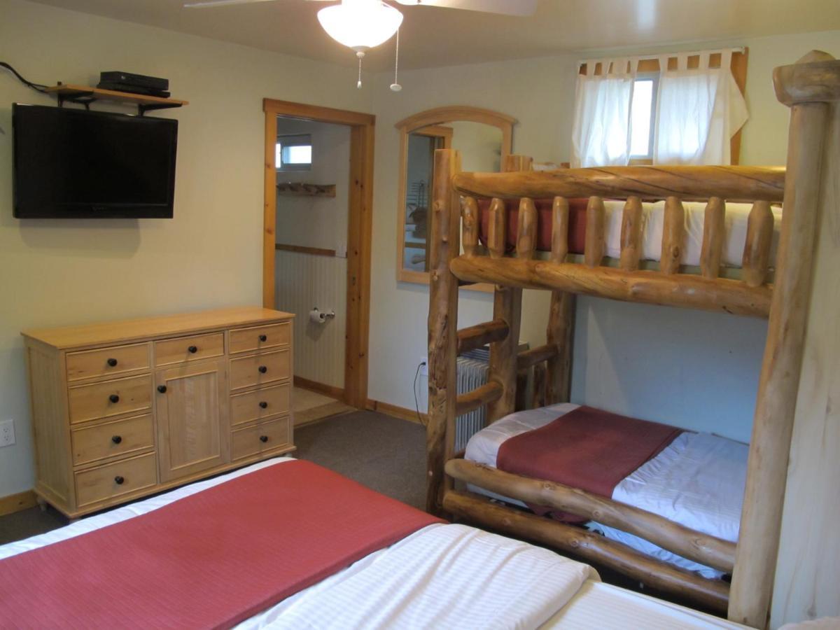 Convict Lake Resort 맘모스 레이크스 외부 사진
